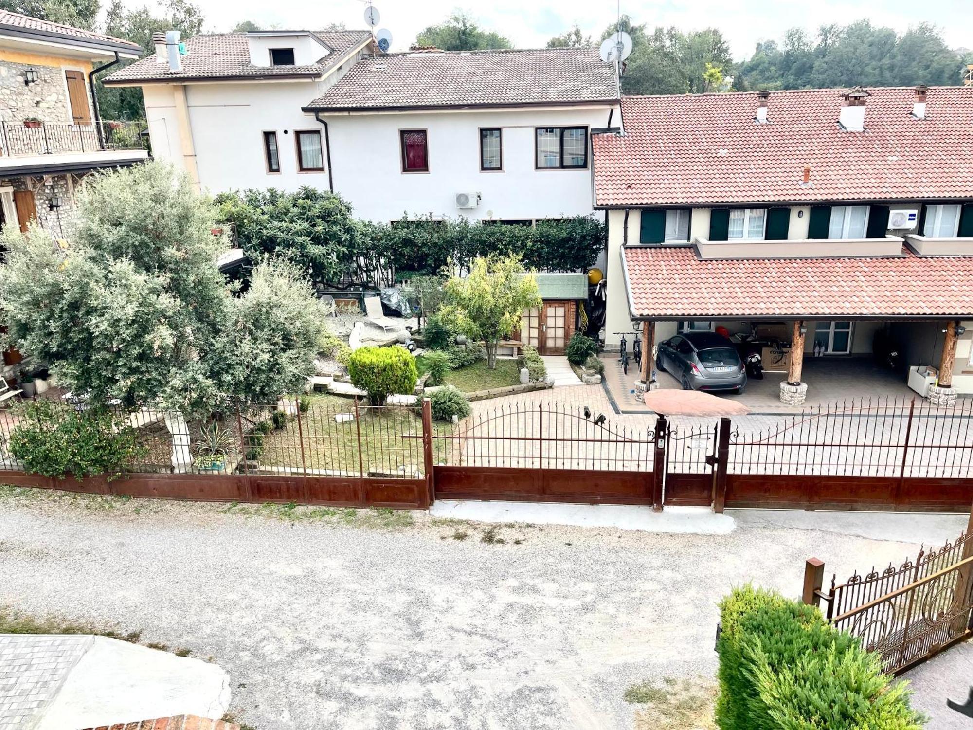 Dimora Di Charme Rooms & Apartments Peschiera del Garda Exterior photo